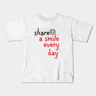 share a smile every day Kids T-Shirt